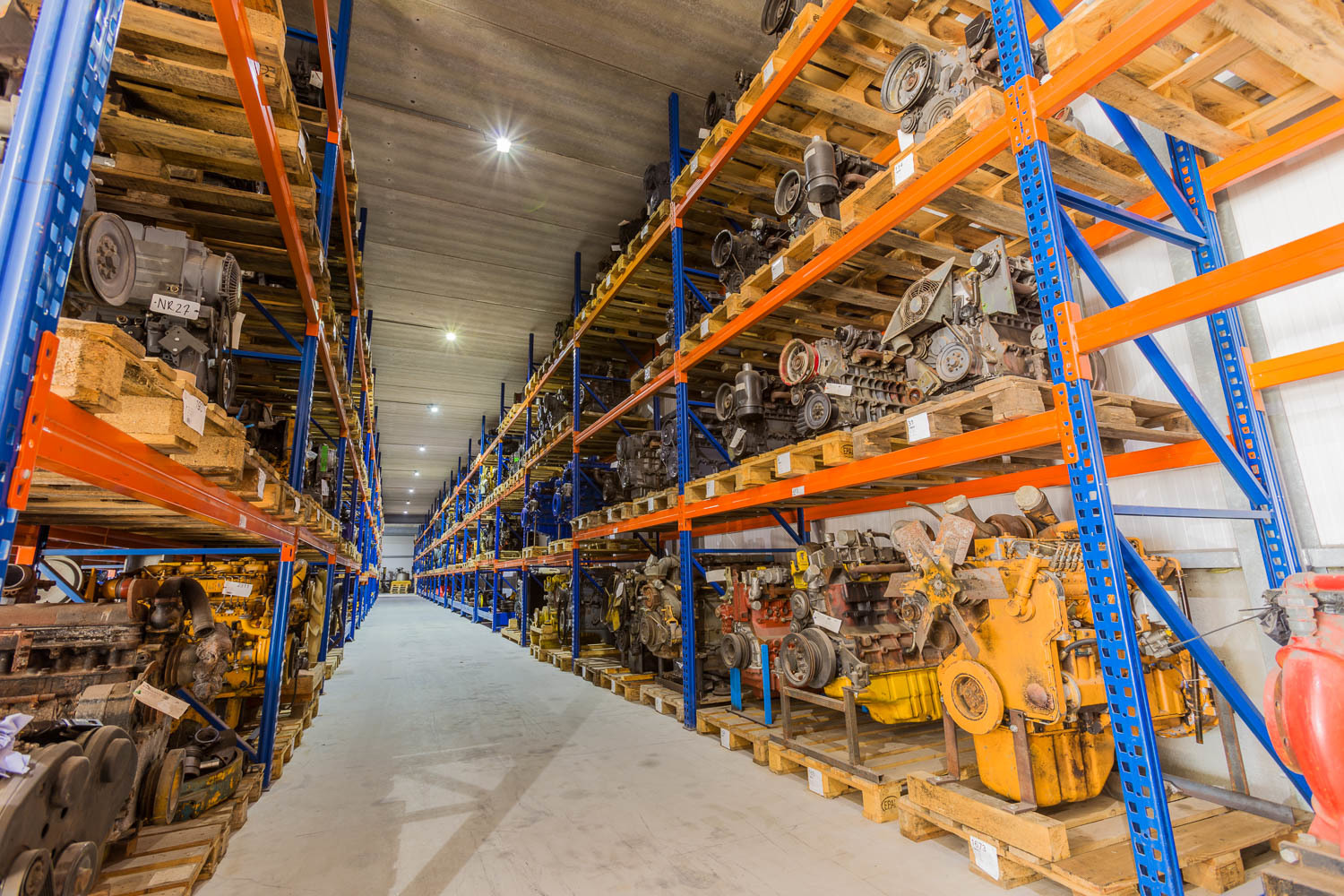 Overbeek Bouwmachines B.V. undefined: das Bild 2