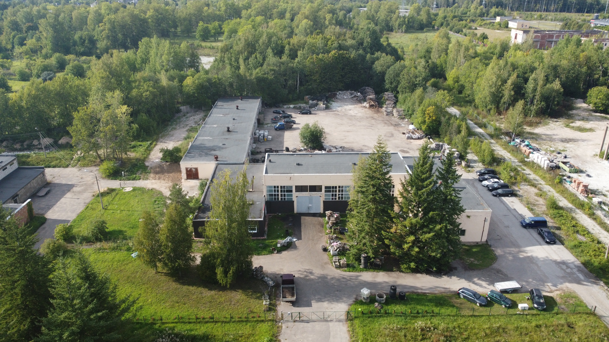 SERDRUG GROUP OÜ - Busse undefined: das Bild 2