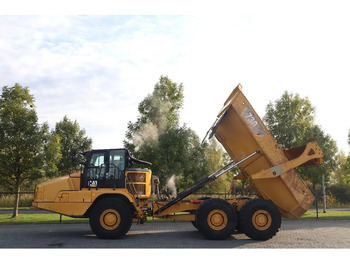 CATERPILLAR 730 Knickgelenkter Dumper