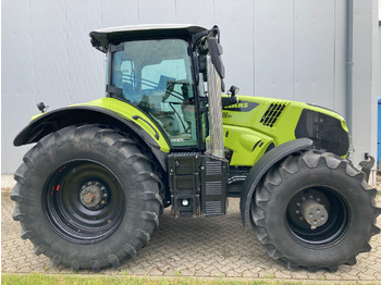 CLAAS Axion 830 Traktor