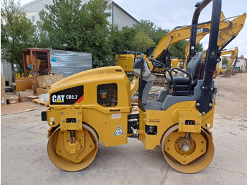 CAT CB2.7LRC - Leasing CAT CB2.7LRC: das Bild 4 CAT CB2.7LRC - Leasing CAT CB2.7LRC: das Bild 4