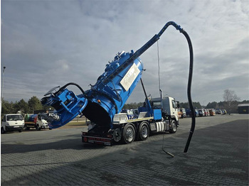 VOLVO Saug-/ Spülfahrzeug