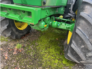 Traktor JOHN DEERE 6155M: das Bild 2 Traktor JOHN DEERE 6155M: das Bild 2