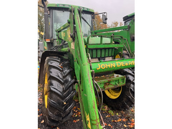 JOHN DEERE 6400 Traktor