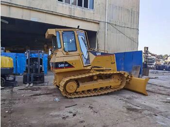 Bulldozer/ Planierraupe CATERPILLAR D4G: das Bild 5
