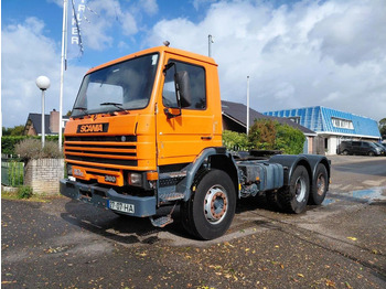 SCANIA P113 Sattelzugmaschine