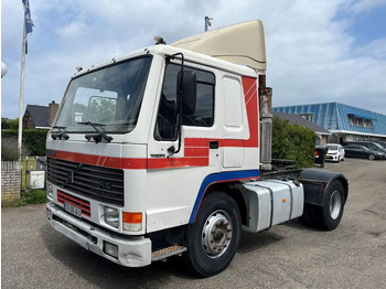 VOLVO FL10 320 Sattelzugmaschine