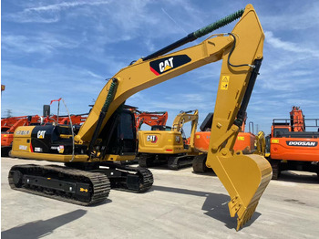 CATERPILLAR 320D2 Kettenbagger