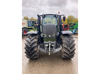 Traktor Valtra T 234: das Bild 4