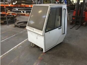 TEREX Fahrerhaus