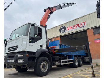 IVECO Trakker Pritsche LKW
