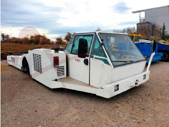 FMC Flugzeugschlepper