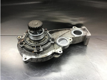 LIEBHERR Kühlmittelpumpe