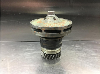 LIEBHERR Kühlmittelpumpe