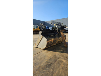 Ladeschaufel Caterpillar CAT DCT Bucket CW40S Kantelbak: das Bild 3 Ladeschaufel Caterpillar CAT DCT Bucket CW40S Kantelbak: das Bild 3