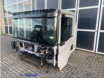 SCANIA P Fahrerhaus und Interieur