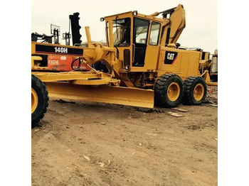 CATERPILLAR 140H Grader