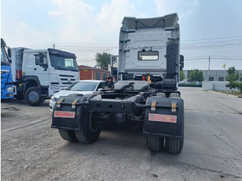 Sattelzugmaschine Shacman X3000: das Bild 4