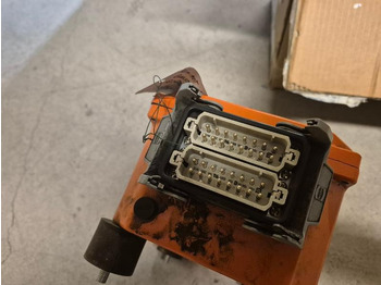 Anbauteil für Baumaschine Radiostyring m/Mottaker - Se Bilder For Spesifikasjoner: das Bild 4 Anbauteil für Baumaschine Radiostyring m/Mottaker - Se Bilder For Spesifikasjoner: das Bild 4