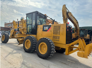CATERPILLAR 140H Grader