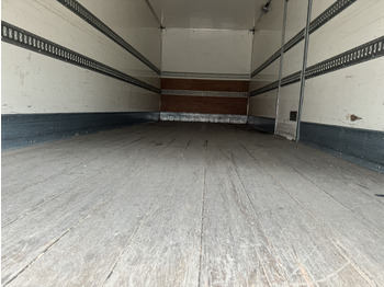 Koffer LKW MERCEDES-BENZ ATEGO 1218: das Bild 4