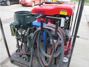 Reinigungsmaschine Rotair / Flirok MOBIELE ZAND Straal unit Graffiti Cleaner: das Bild 2 Reinigungsmaschine Rotair / Flirok MOBIELE ZAND Straal unit Graffiti Cleaner: das Bild 2