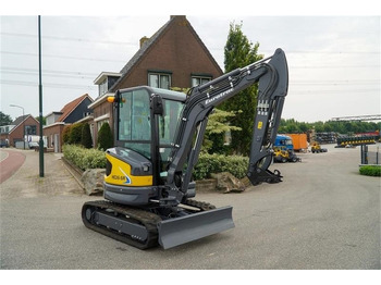 Minibagger Eurotrac HE26-SR: das Bild 3