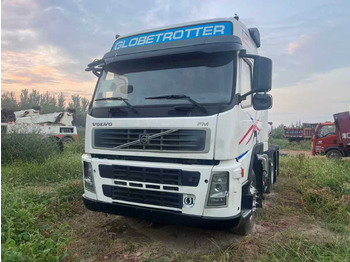 Sattelzugmaschine VOLVO FM440: das Bild 4