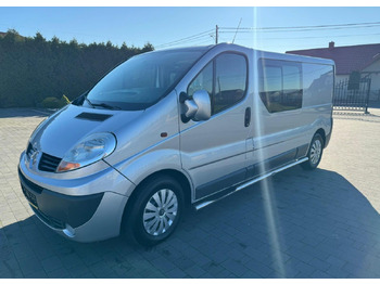 RENAULT Trafic Transporter mit Doppelkabine