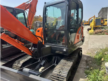 Kettenbagger DOOSAN DX60: das Bild 2 Kettenbagger DOOSAN DX60: das Bild 2