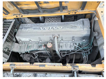 VOLVO Motor