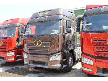 FAW Sattelzugmaschine