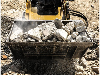 Ladeschaufel für Schaufel Simex CB1200 Crusher bucket for Skid loader (Highflow!): das Bild 2 Ladeschaufel für Schaufel Simex CB1200 Crusher bucket for Skid loader (Highflow!): das Bild 2