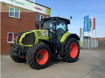 CLAAS Axion 830 Traktor