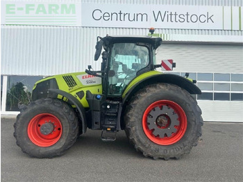 CLAAS Axion 870 Traktor
