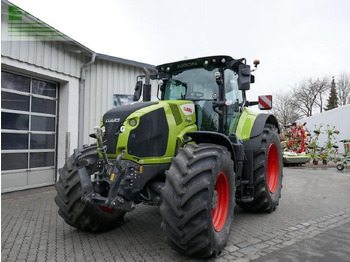 CLAAS Axion 870 Traktor