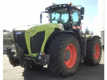 CLAAS Xerion 5000 Traktor