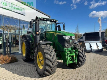 Traktor John Deere 6230r: das Bild 2 Traktor John Deere 6230r: das Bild 2