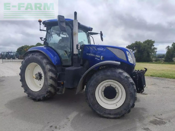 NEW HOLLAND T7.245 Traktor