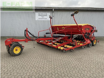 VÄDERSTAD Sämaschine
