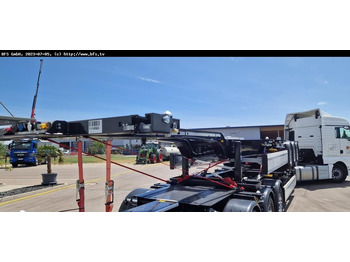 KRONE SDC Container/ Wechselfahrgestell Auflieger