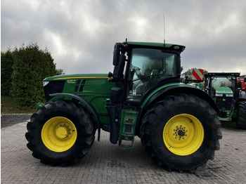 JOHN DEERE 6230R Traktor