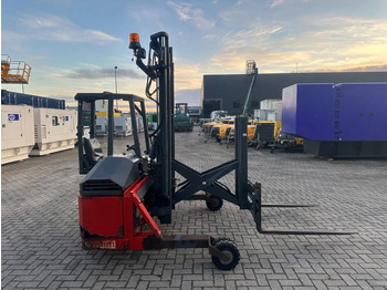 Mitnahmestapler Moffett M4 20.1 Kubota Diesel Kooiaap 2 ton Sideshift Positioner Meeneemheftruck: das Bild 2 Mitnahmestapler Moffett M4 20.1 Kubota Diesel Kooiaap 2 ton Sideshift Positioner Meeneemheftruck: das Bild 2