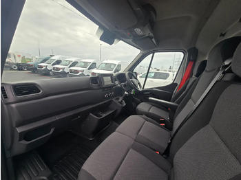 Kastenwagen New Renault Master L4H2 RWD: das Bild 3 Kastenwagen New Renault Master L4H2 RWD: das Bild 3