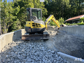 NEW HOLLAND Kettenbagger