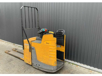 Niederhubwagen Jungheinrich ERE225: das Bild 3 Niederhubwagen Jungheinrich ERE225: das Bild 3