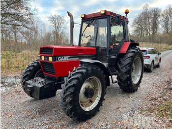 CASE IH XL Traktor