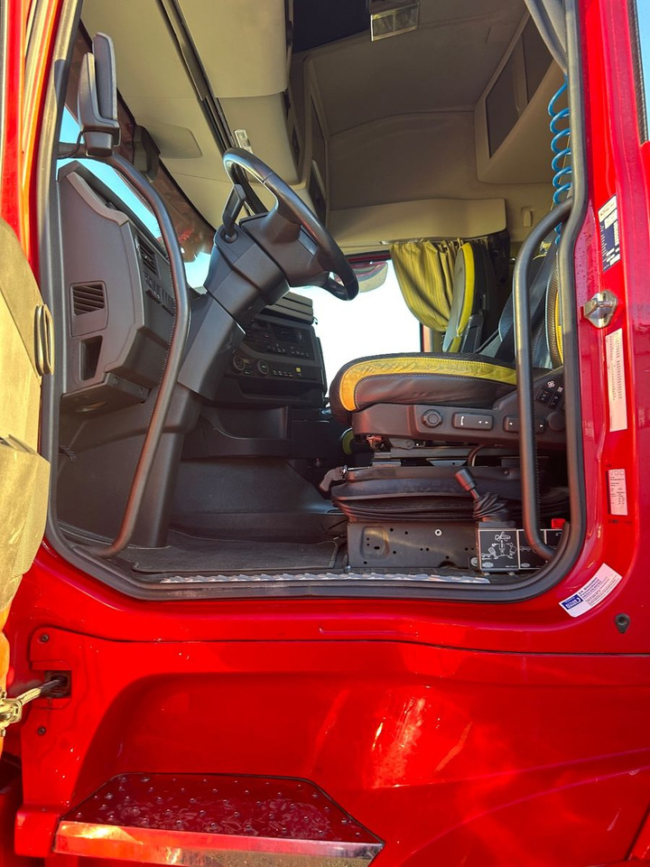 Volvo FH 16 750 8x4 Kran Kipper - Autokran: das Bild 4 Volvo FH 16 750 8x4 Kran Kipper - Autokran: das Bild 4