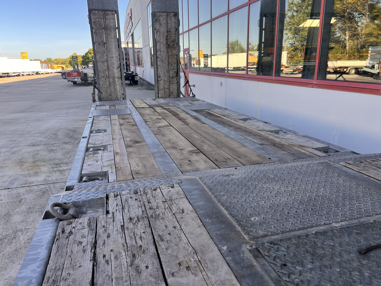 Humbaur HTD 30 3 Achs Tiefladeranhänger, verzinkt - Tieflader Anhänger: das Bild 4 Humbaur HTD 30 3 Achs Tiefladeranhänger, verzinkt - Tieflader Anhänger: das Bild 4