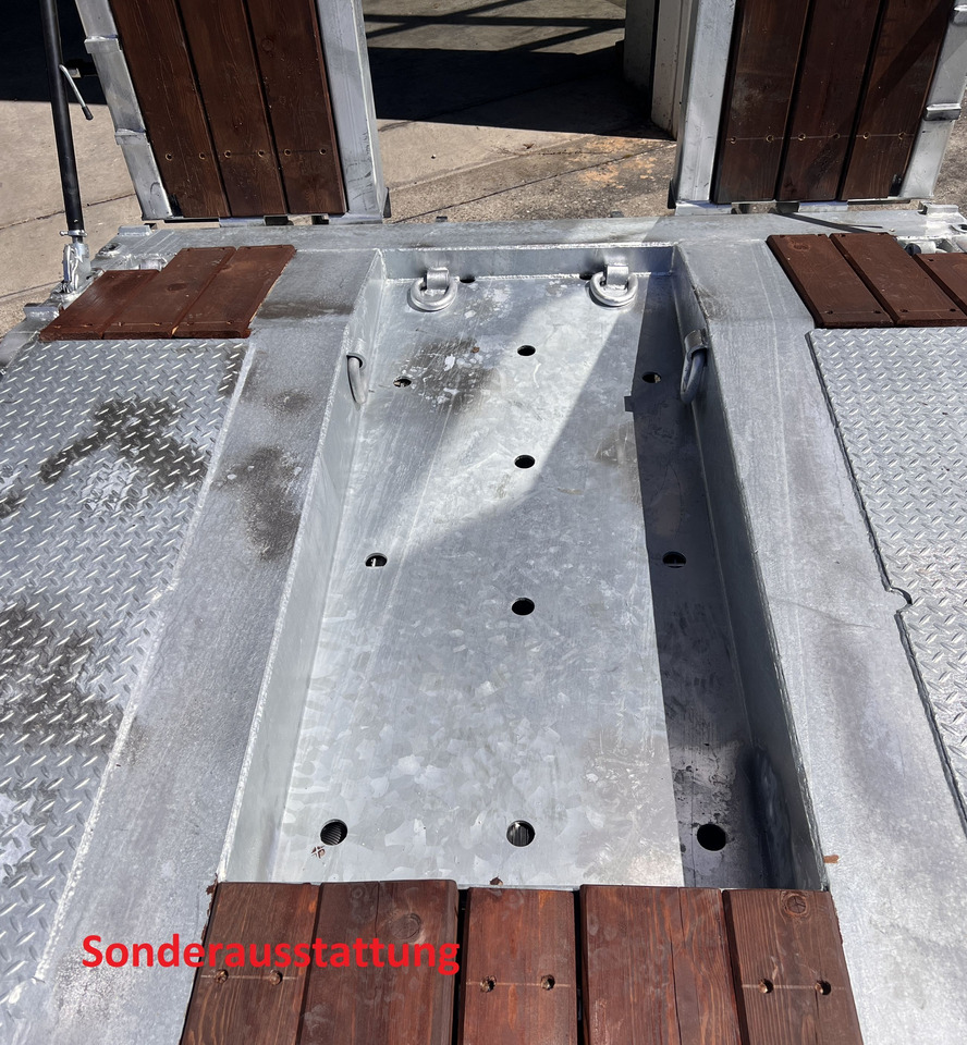 Möslein T 3-9,20 F 3 Achs Tieflader mit gerader Ladefläche 9 m, Neufahrzeug - Tieflader Anhänger: das Bild 5 Möslein T 3-9,20 F 3 Achs Tieflader mit gerader Ladefläche 9 m, Neufahrzeug - Tieflader Anhänger: das Bild 5